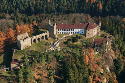 Hrad a zámek Velhartice