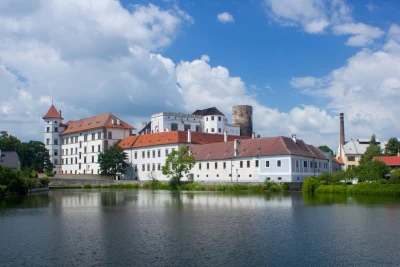 813eb5b8-a77c-45e0-a494-e2a16d3475a2 813eb5b8-a77c-45e0-a494-e2a16d3475a2