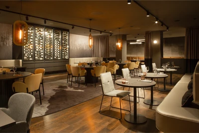 b8ba95fc-3ba4-414d-b757-67a337038859