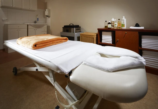 6eba413c-3dd3-4c4d-bbe7-e2fa2005f5a3 6eba413c-3dd3-4c4d-bbe7-e2fa2005f5a3