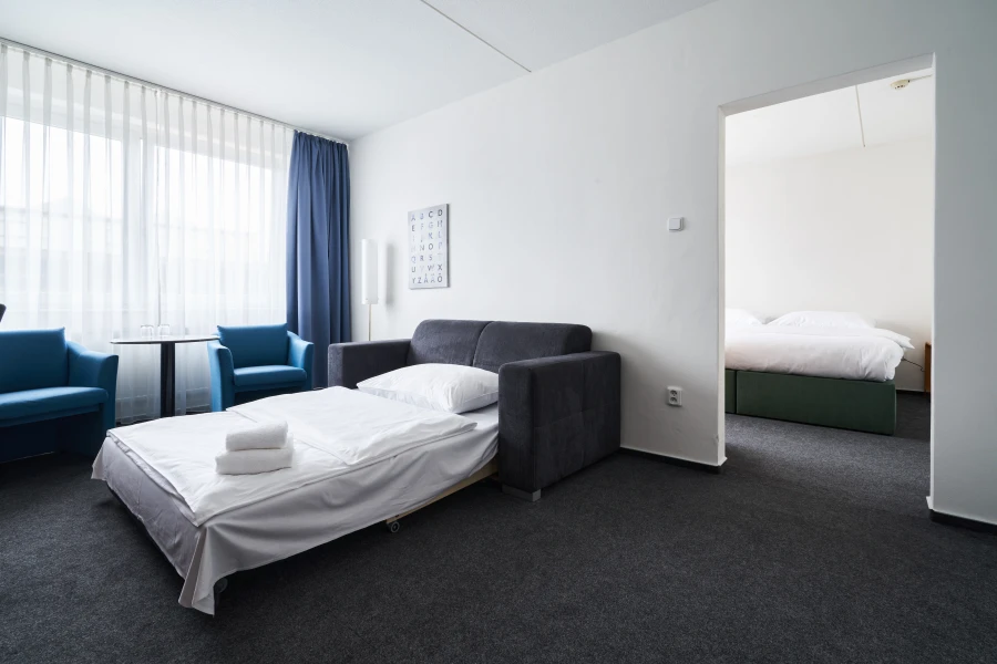 b9f722c5-0d32-4761-94ea-9d478c11ba06 b9f722c5-0d32-4761-94ea-9d478c11ba06