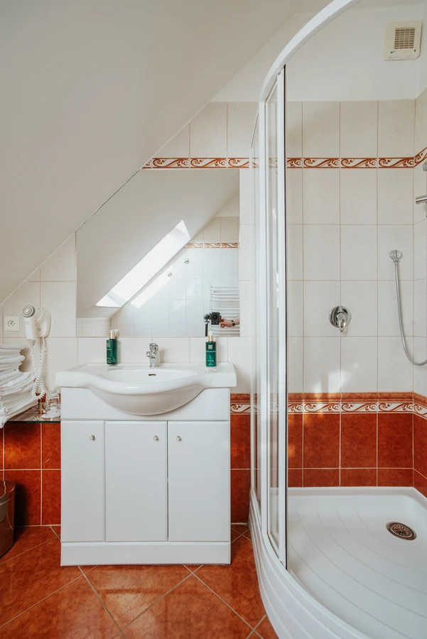 28bbcd17-4635-4351-bf65-afaa771fe067 (1)