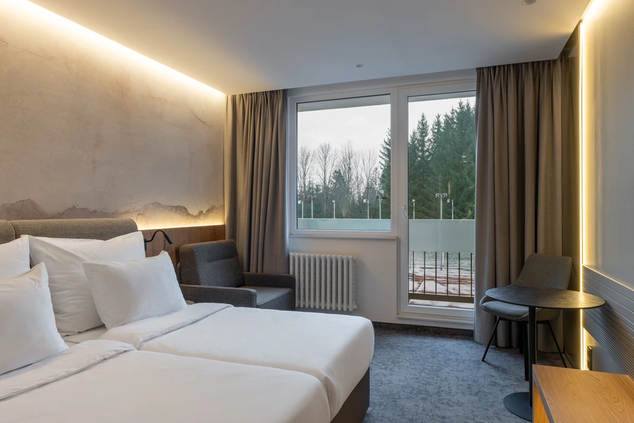 fc6af69c-e92f-4b65-95cf-45a8027ca9b0 fc6af69c-e92f-4b65-95cf-45a8027ca9b0