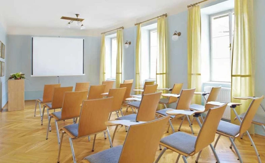 667-konferencni-mistnost-asten-hotels-bellevue 667-konferencni-mistnost-asten-hotels-bellevue