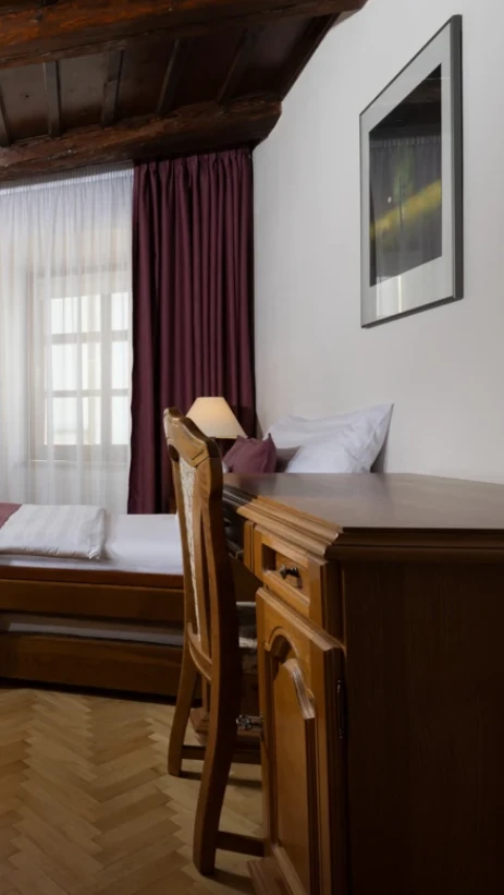 9b54f4d1-7f7e-477f-8ec0-f5d32cdff7b7 9b54f4d1-7f7e-477f-8ec0-f5d32cdff7b7