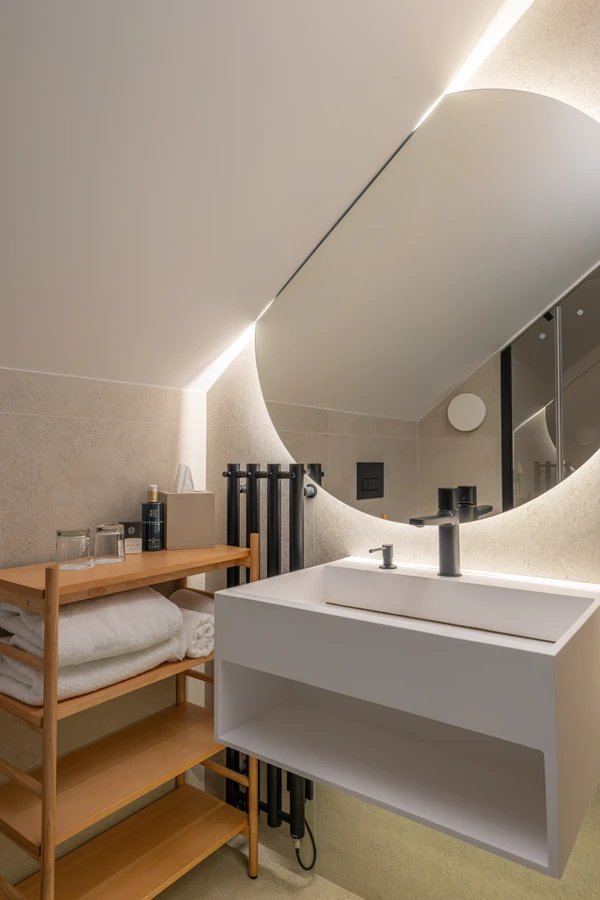 93781238-6f9f-49e8-882d-9d53c9ce6377 93781238-6f9f-49e8-882d-9d53c9ce6377