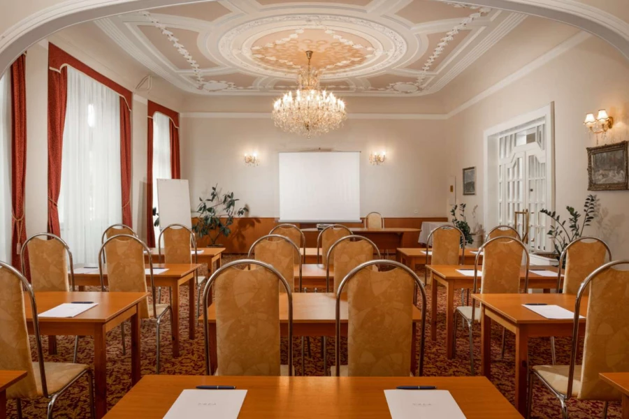 f4995eb7-fb53-499b-9aad-dc6c9d04f51a f4995eb7-fb53-499b-9aad-dc6c9d04f51a