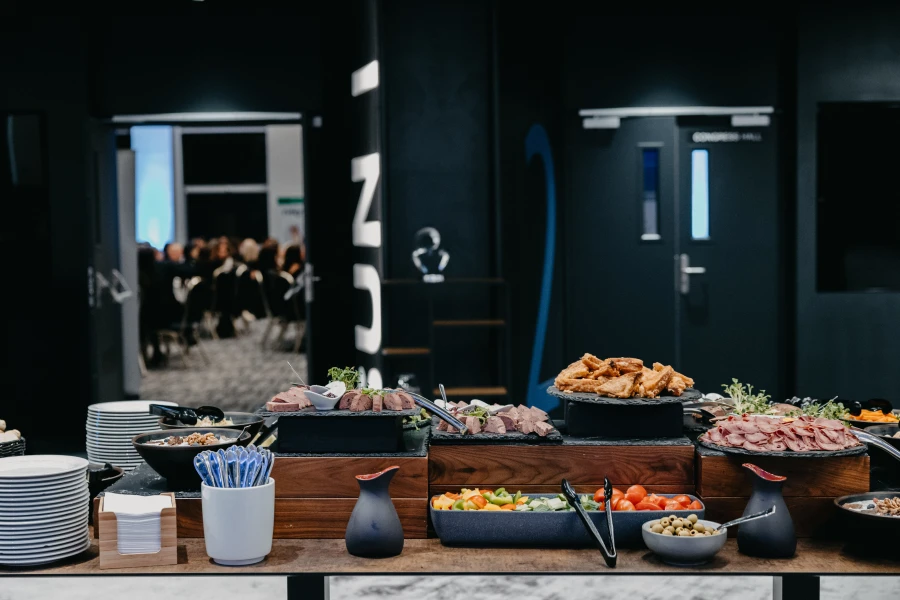 b17ea7c2-0a4d-43ae-aa29-98a23695162d b17ea7c2-0a4d-43ae-aa29-98a23695162d