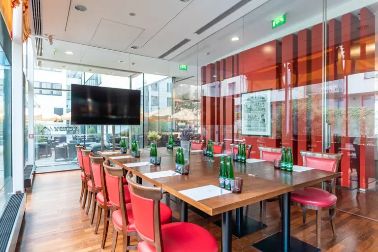 4cf9816d-f701-476a-9f58-2e1e810f5193 4cf9816d-f701-476a-9f58-2e1e810f5193