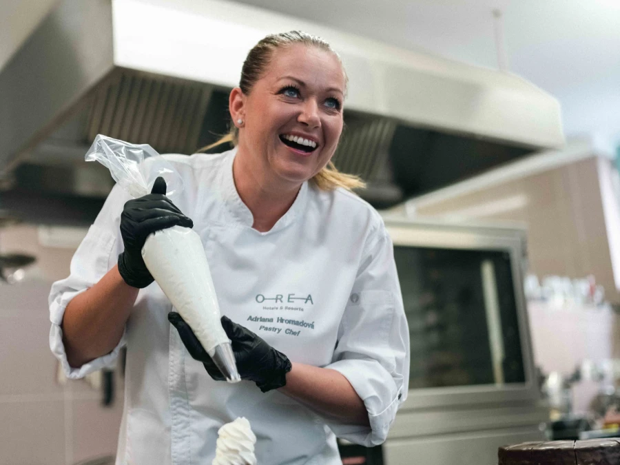 63a60379-7e5c-4d99-87f5-4e366583f476 63a60379-7e5c-4d99-87f5-4e366583f476