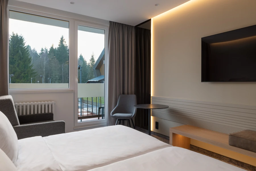 6f367993-87cb-402d-ac08-317413780e72 6f367993-87cb-402d-ac08-317413780e72