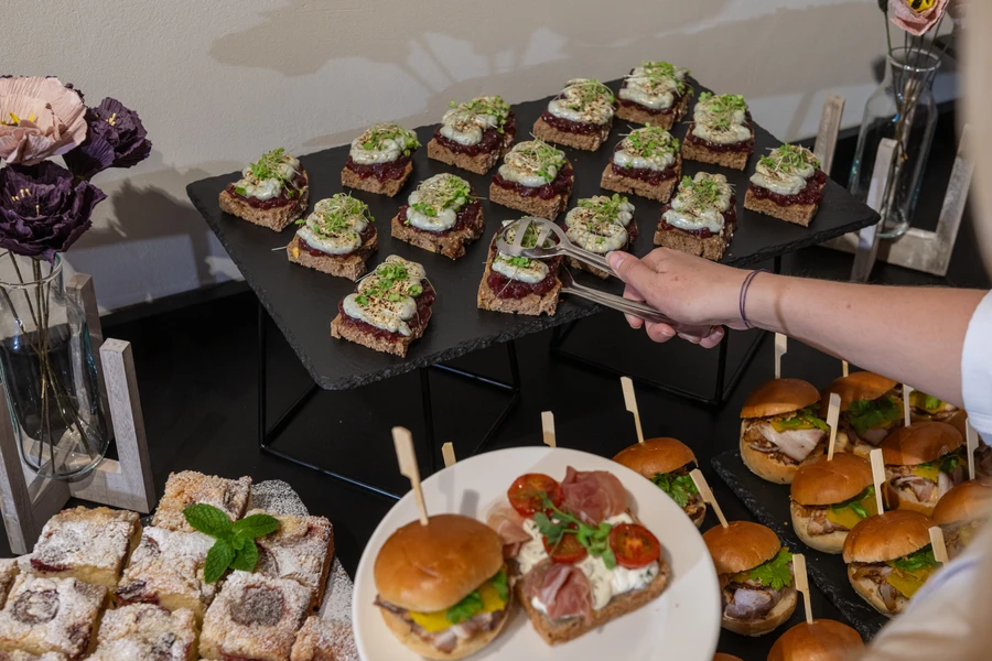 230_HB8_4844_OREA_DevetSkal_B2B_Illumia 230_HB8_4844_OREA_DevetSkal_B2B_Illumia