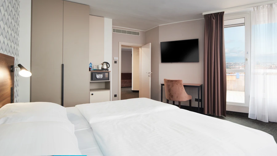 b3b150cb-a84f-4eb6-8326-0de5215d4e06 b3b150cb-a84f-4eb6-8326-0de5215d4e06