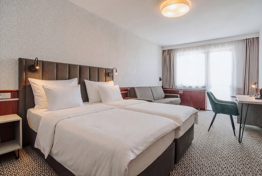 4b5142f2-a3be-4459-b2b5-ed87695e3ea4