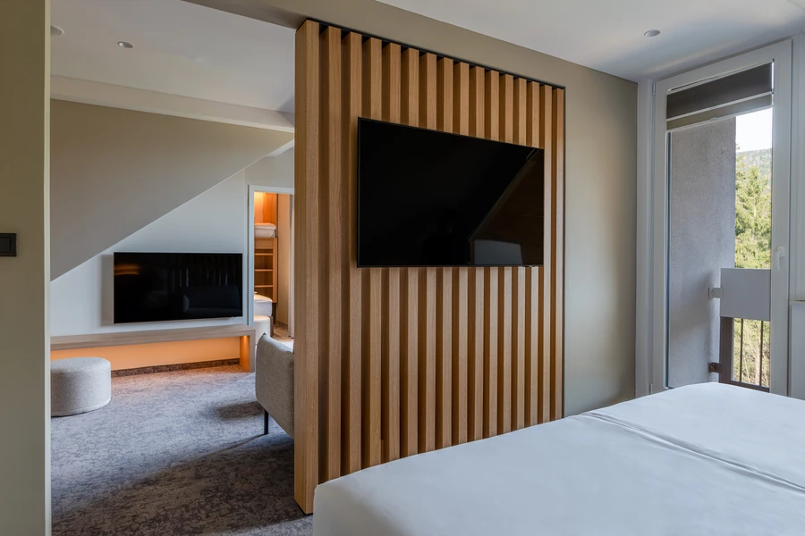 01e2fa9e-9c98-43db-9071-221f078e5fc3 01e2fa9e-9c98-43db-9071-221f078e5fc3