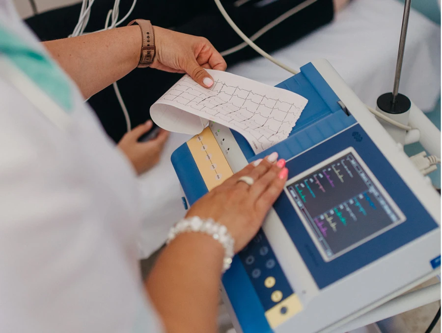 ef65996c-5bf2-4942-a587-536004d35a52 ef65996c-5bf2-4942-a587-536004d35a52