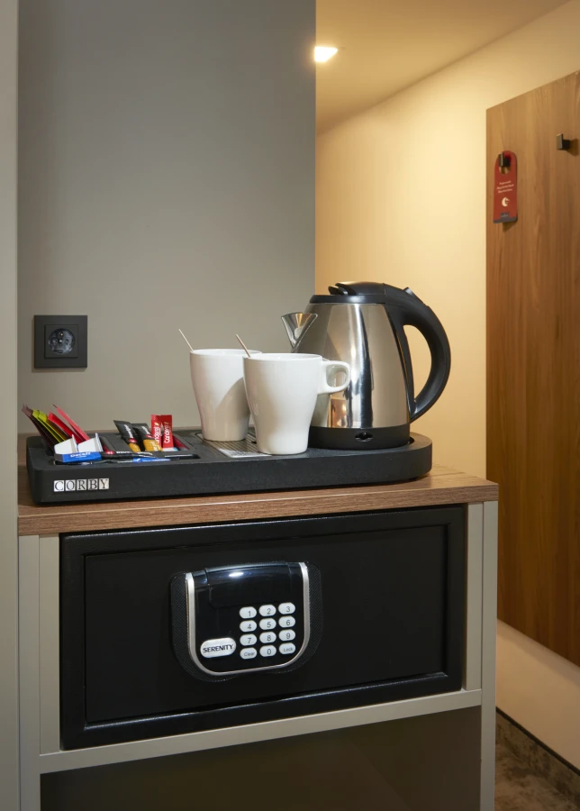 e87a70c9-52ad-495b-a264-474f29a6afc7 e87a70c9-52ad-495b-a264-474f29a6afc7