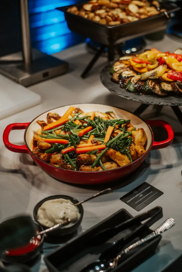 b7ab0312-09c7-403c-b9fe-108f5f54bc67 b7ab0312-09c7-403c-b9fe-108f5f54bc67