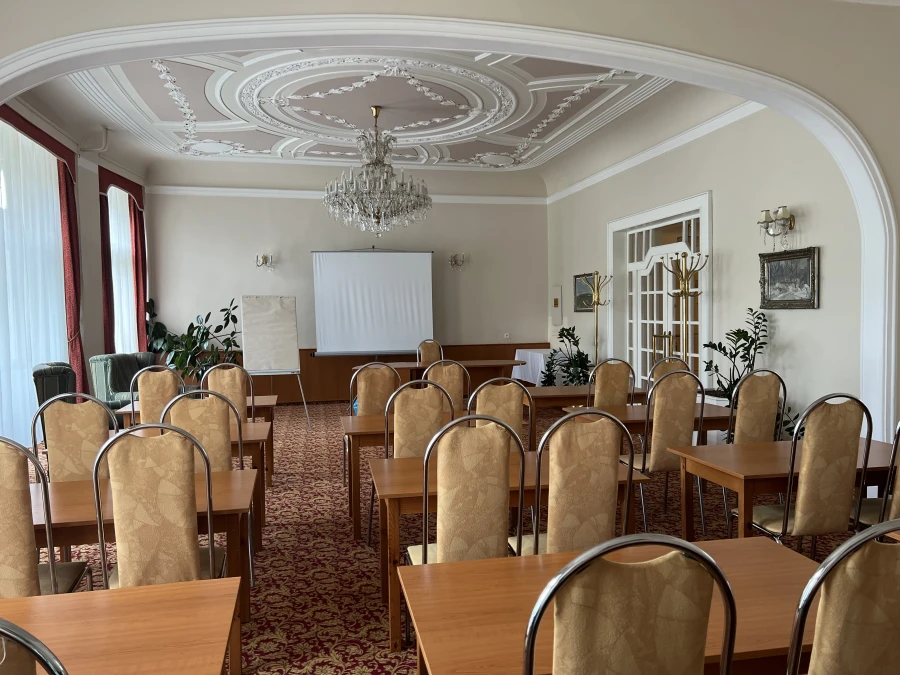 fcef1885-8452-46e5-85cc-4240f48bfbef fcef1885-8452-46e5-85cc-4240f48bfbef