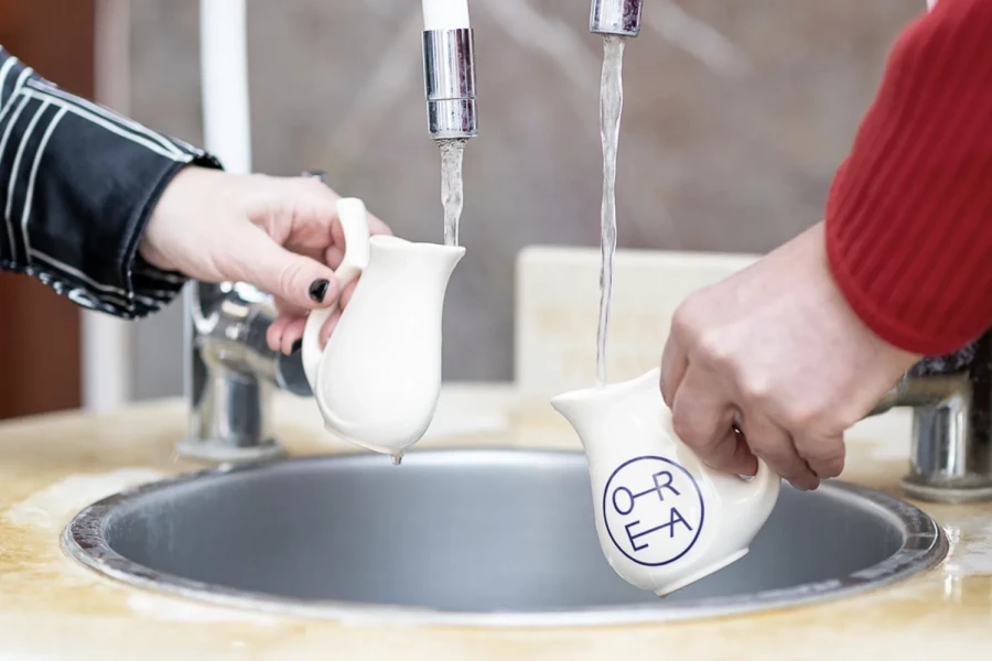 2e6d0f93-6d02-451a-9f41-0979a4d7eb70 2e6d0f93-6d02-451a-9f41-0979a4d7eb70