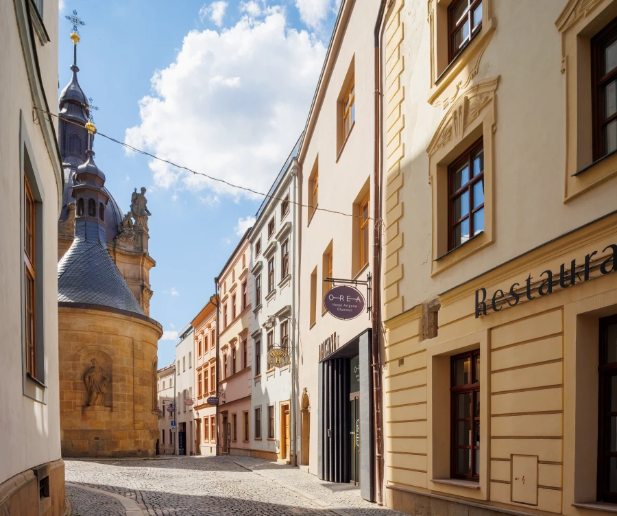 b8095b0d-f331-4df8-9123-2249627443ab b8095b0d-f331-4df8-9123-2249627443ab