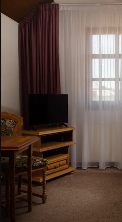 1303feb3-0033-43b0-877d-3140415c071b 1303feb3-0033-43b0-877d-3140415c071b