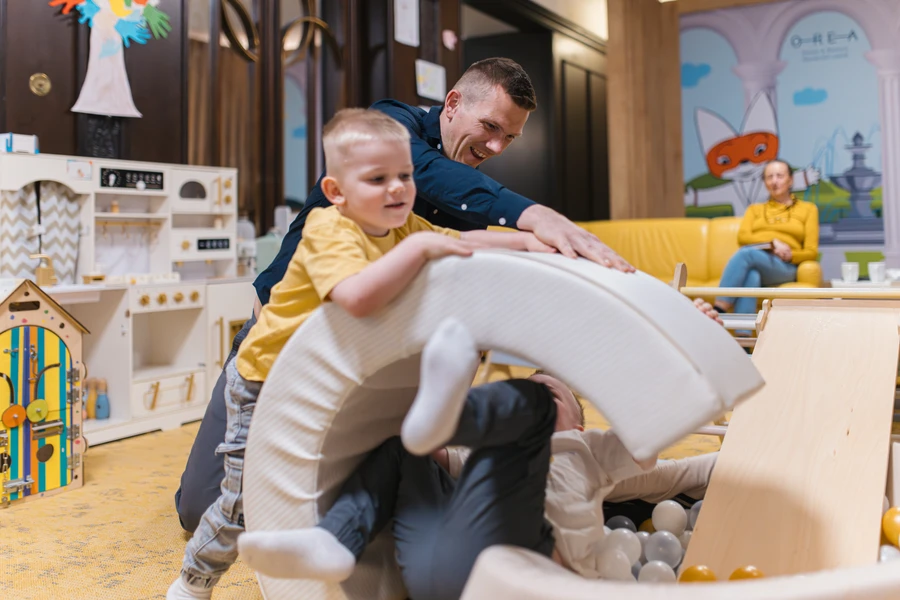 6c8180a2-e3c8-4bcb-8b6a-c57048eb4b7e