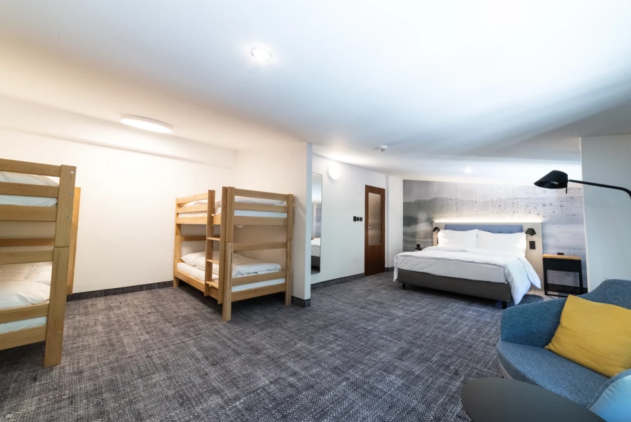 96652790-f1a3-4386-9c19-841bc10966b5 96652790-f1a3-4386-9c19-841bc10966b5