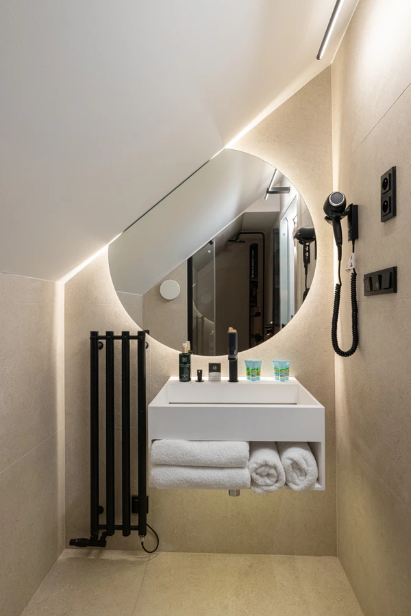 c6a22994-f127-4237-a57f-9c05d64516f4 c6a22994-f127-4237-a57f-9c05d64516f4