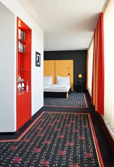 7de2fa4c-7ba1-44ec-9da9-b25801755c18 7de2fa4c-7ba1-44ec-9da9-b25801755c18