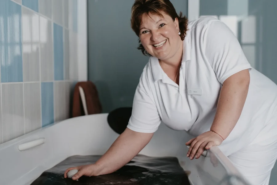 73b7f79c-1f95-40c8-8b99-cbeb9df6cf58 73b7f79c-1f95-40c8-8b99-cbeb9df6cf58