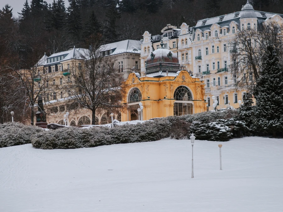 e1d82749-b9d1-4741-b17b-0562e6235464 e1d82749-b9d1-4741-b17b-0562e6235464