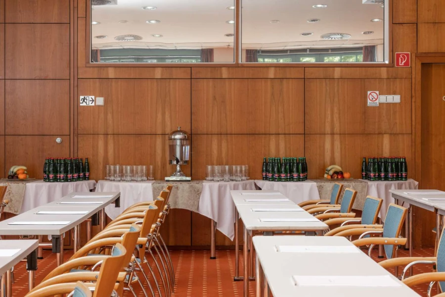 002e53c3-7b43-4696-bea3-0824ccaae6ba 002e53c3-7b43-4696-bea3-0824ccaae6ba