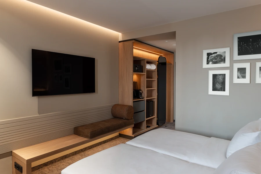 mktorea_complete_photo_--ar_7758_--stylize_0_--v_6.1_9082574f-748a-47be-a418-08431372ba58_0 mktorea_complete_photo_--ar_7758_--stylize_0_--v_6.1_9082574f-748a-47be-a418-08431372ba58_0